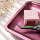 Metall brett til kyretter, rosa thumbnail